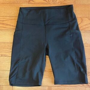 Fabletics Black Mila Pocket Short